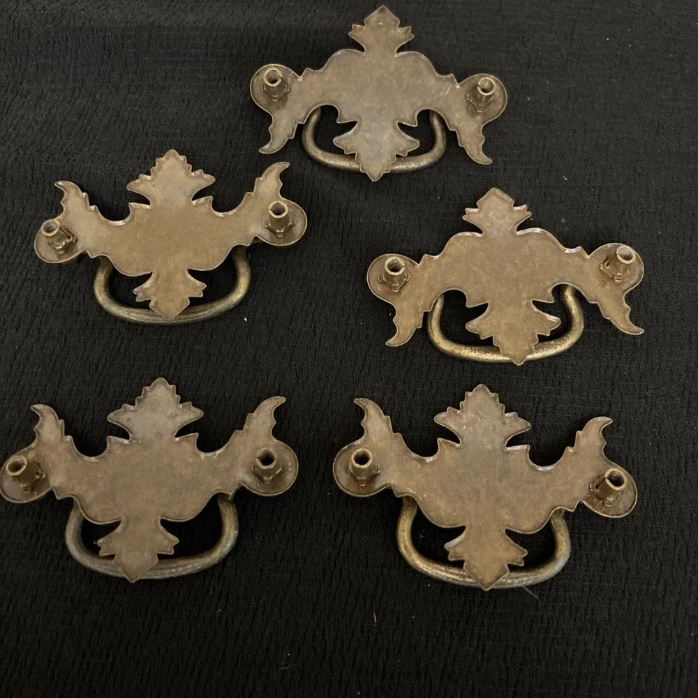 Vintage Colonial Maple Leaf Drawer Pulls Set Of 5 Antique Brass Tone Finish